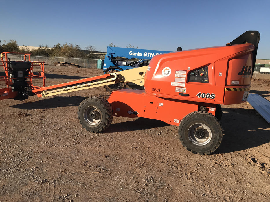 2020 JLG 400S