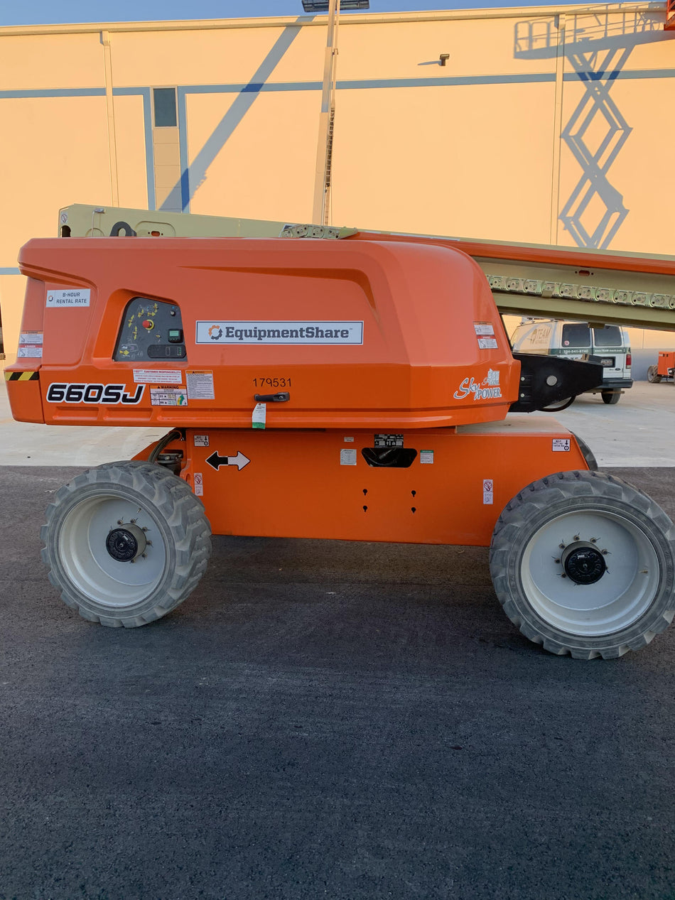 2021 JLG 660SJ
