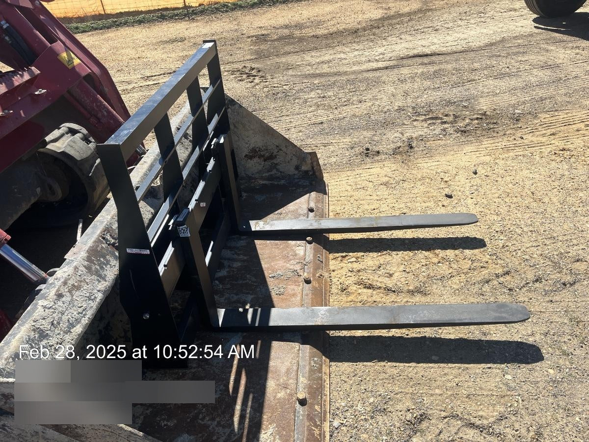 2025 ARROW MATERIAL HANDLING F5100CB