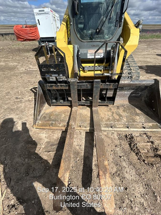 2022 TAKEUCHI 48" Pallet Forks - Takeuchi