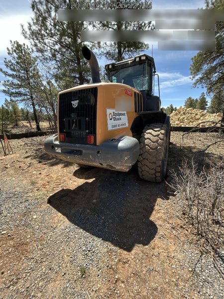 2022 CASE 821G