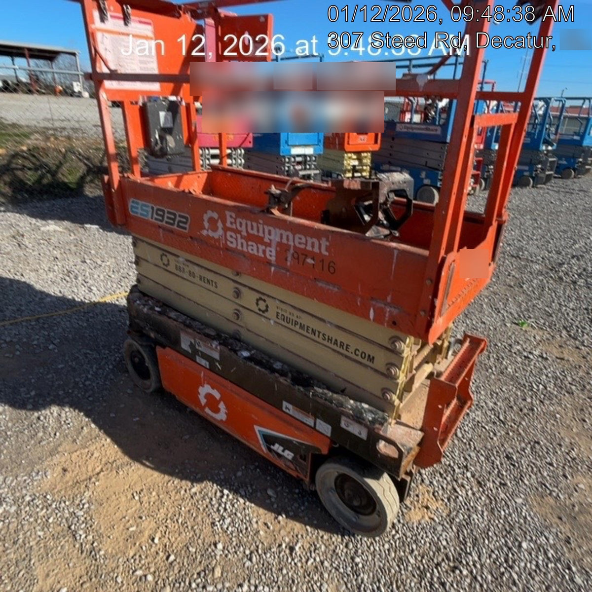 2023 JLG ES1932