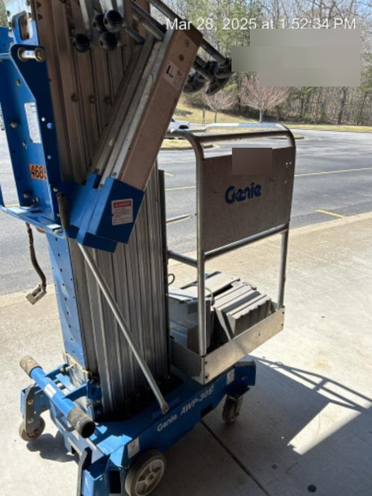 2019 GENIE AWP-30S