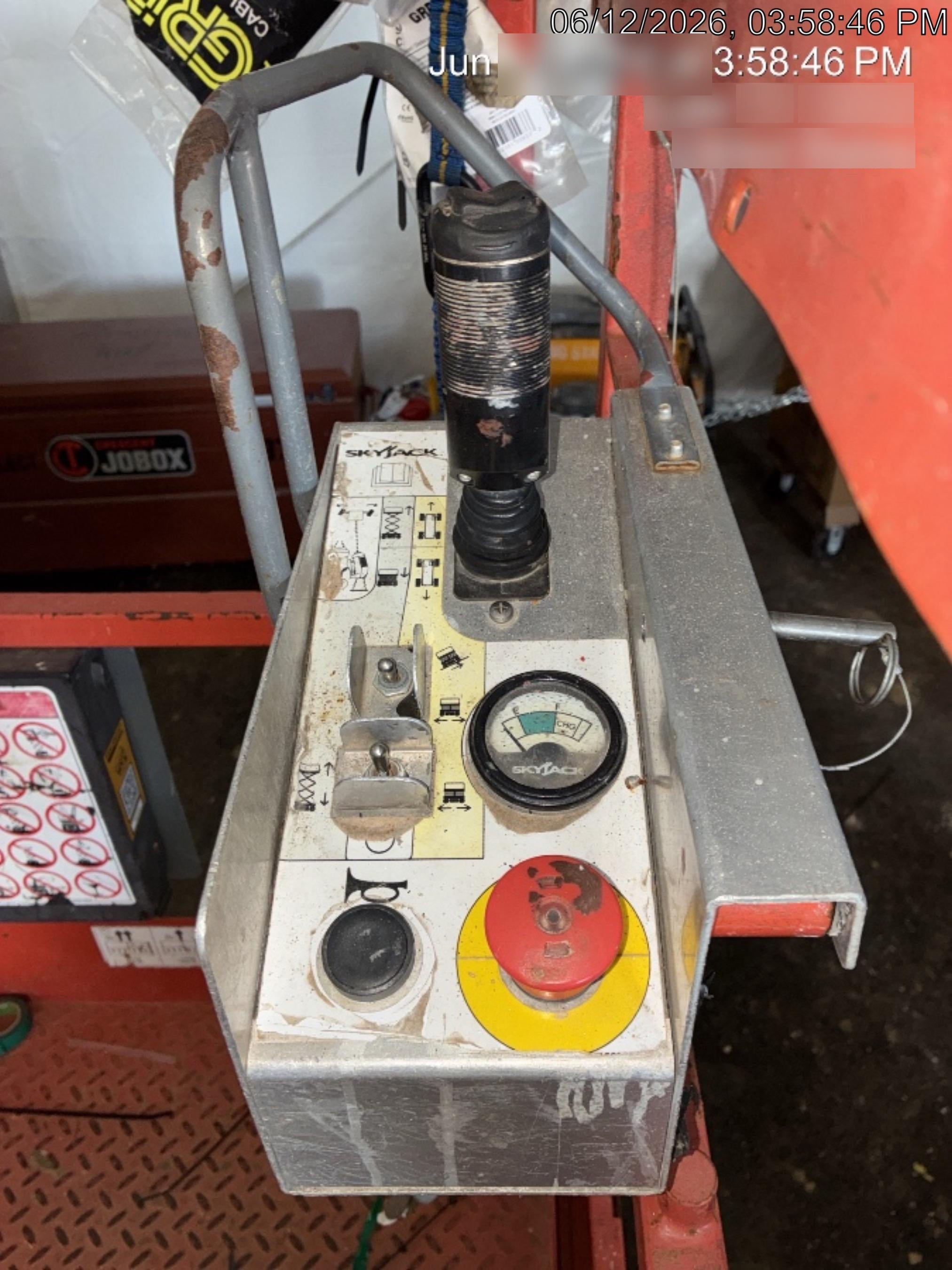 2019 Skyjack SJIII-3226 Standard Options, Trojan Batteries