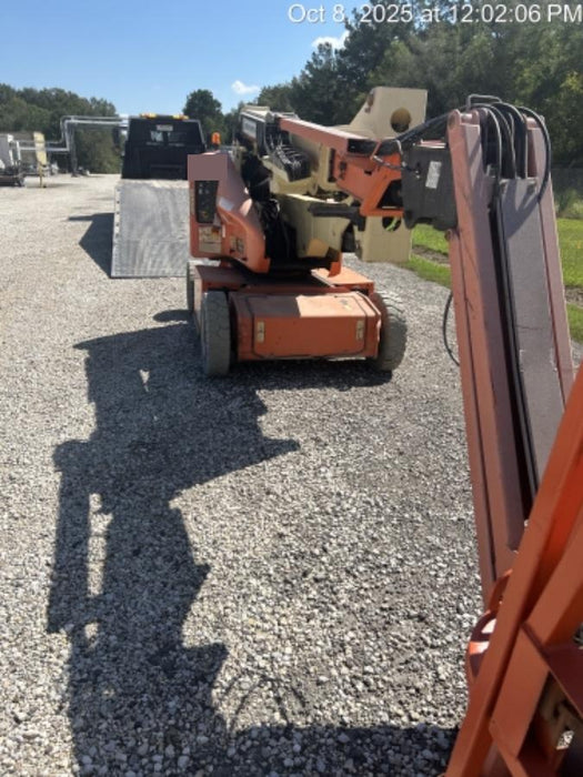 2019 JLG E400AJPN