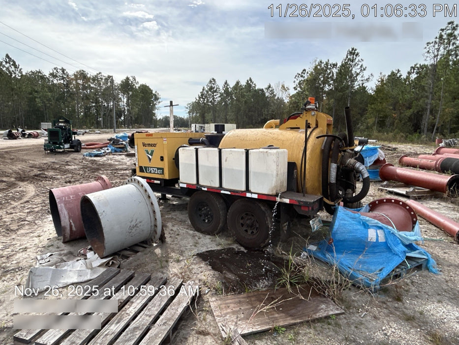 2021 Vac-Tron LP573XDT T4 Koehler Diesel Engine, 500 Gallon Debris Tank, x2 100 Gallon Water Tanks