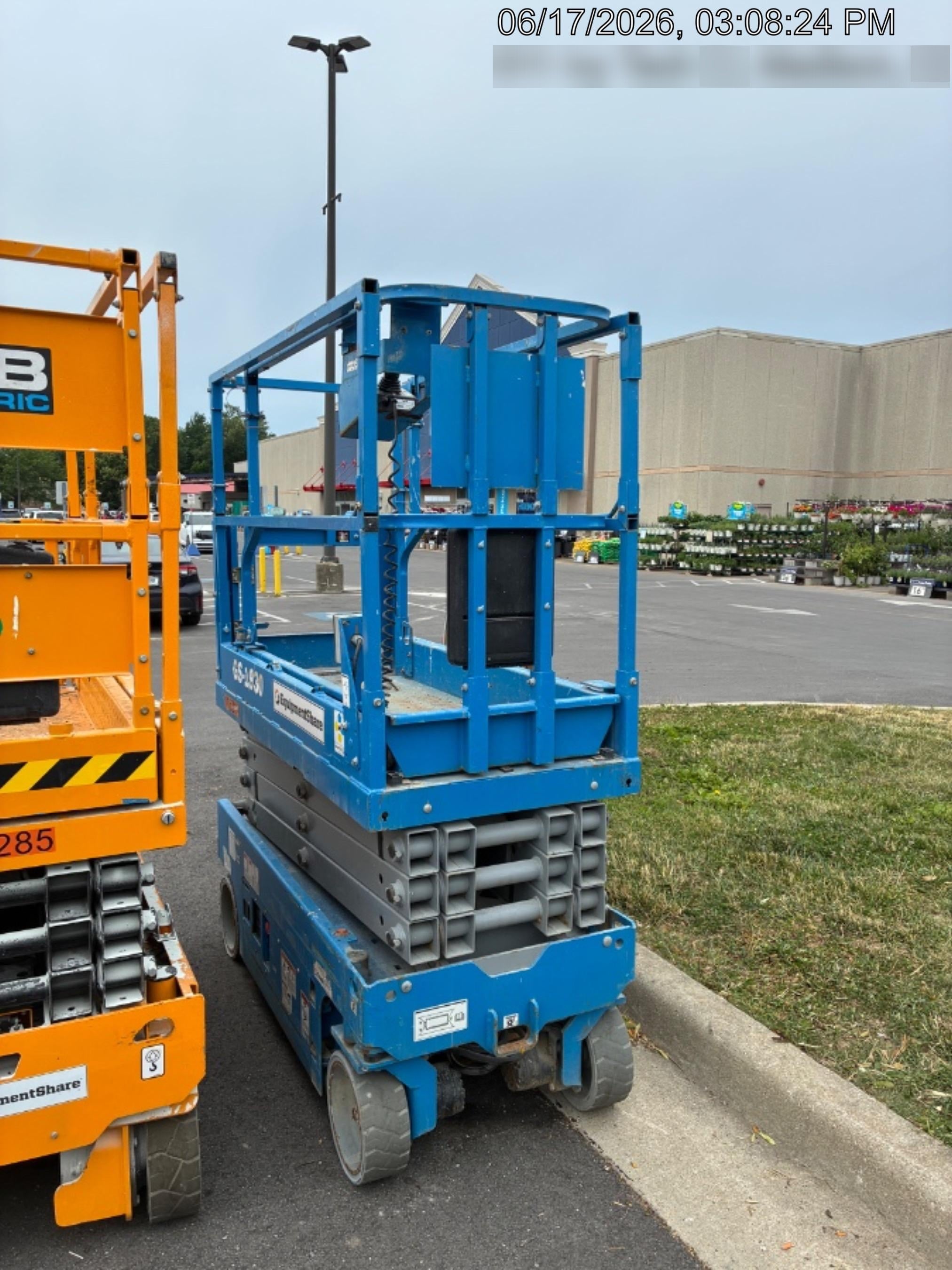 2020 Genie GS-1930 Solid Non Marking Tires, Beacon, Folding rails with half height swing gate