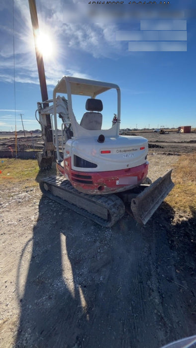2021 TAKEUCHI TB250-2