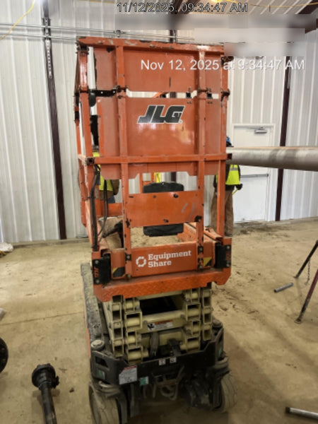 2022 JLG ES1932