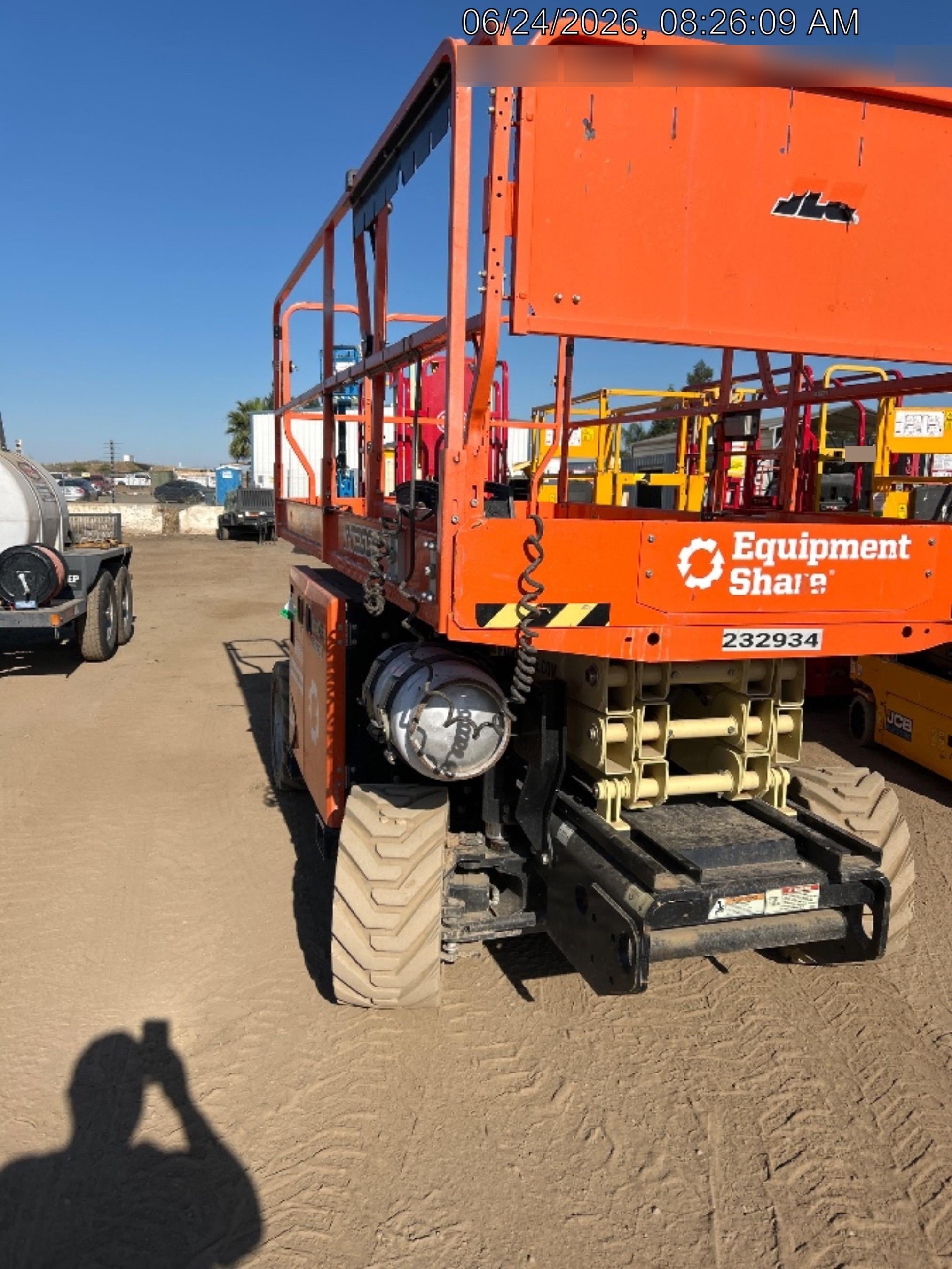 2022 JLG RT2669