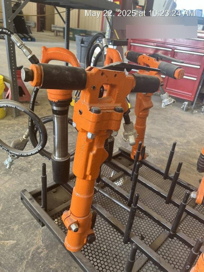 2024 MICHIGAN PNEUMATIC ES-TPB30-1-TRACKER