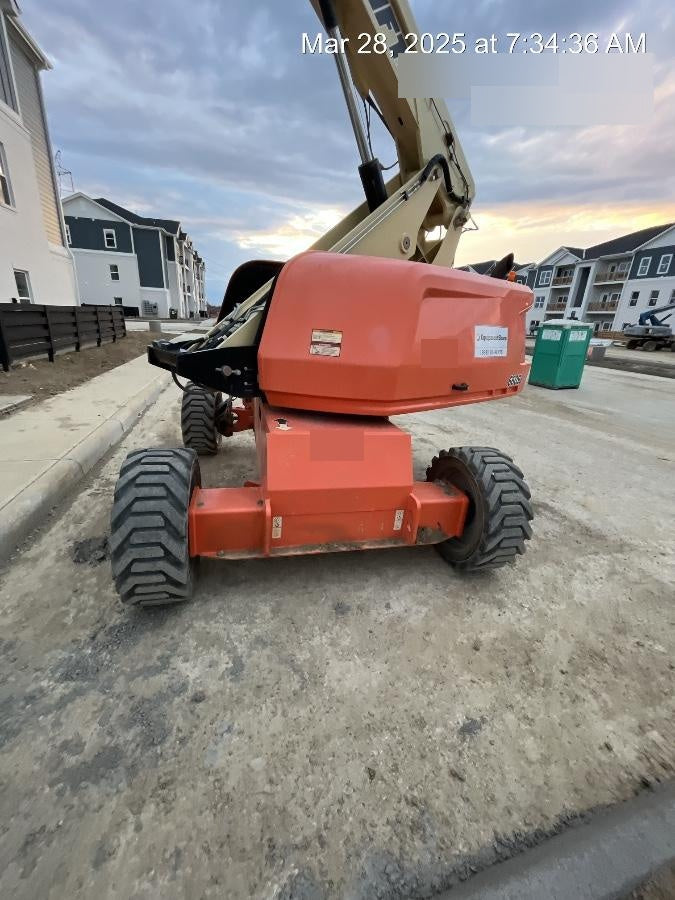 2019 JLG 660SJ