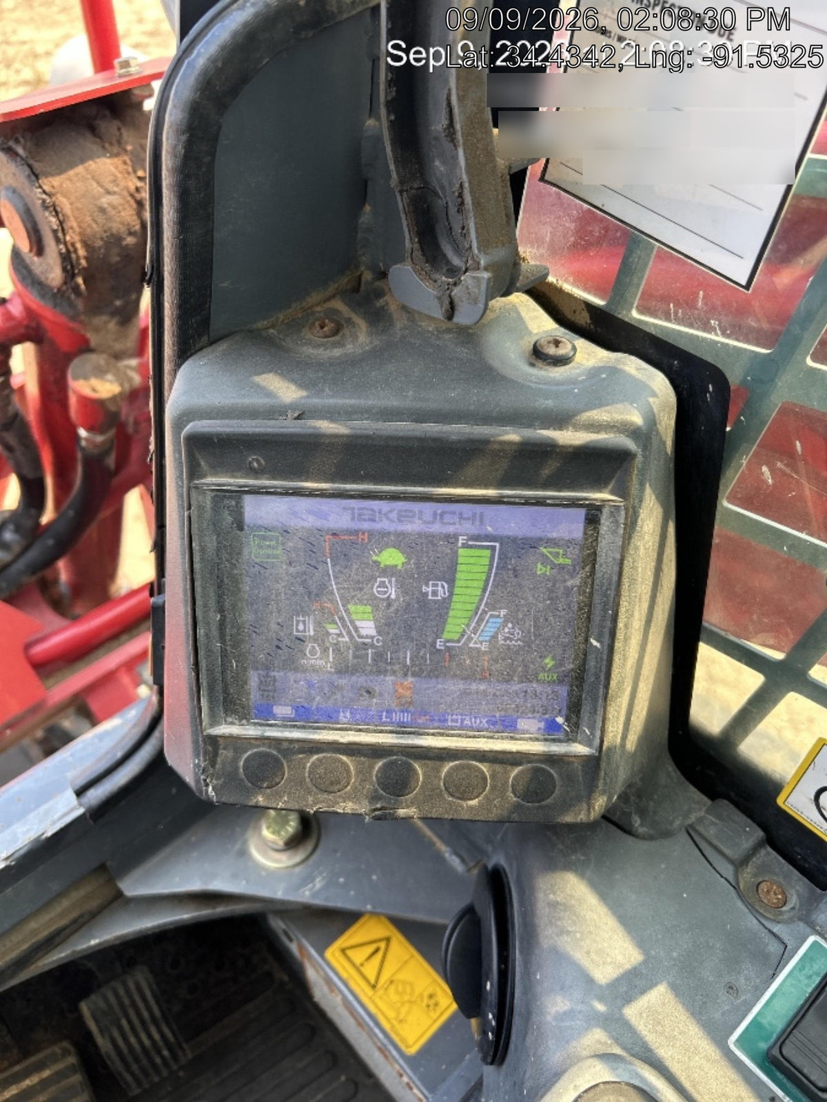 2019 Takeuchi TL12V2C Cab/Heat/AC, Back-up Alarm, Hydraulic QC w/80" HD Tooth Bucket