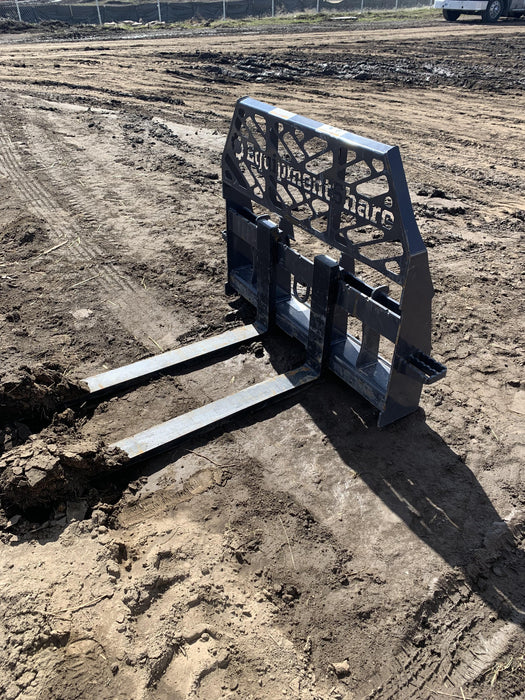 2020 PALADIN 48" Pallet Forks - Paladin