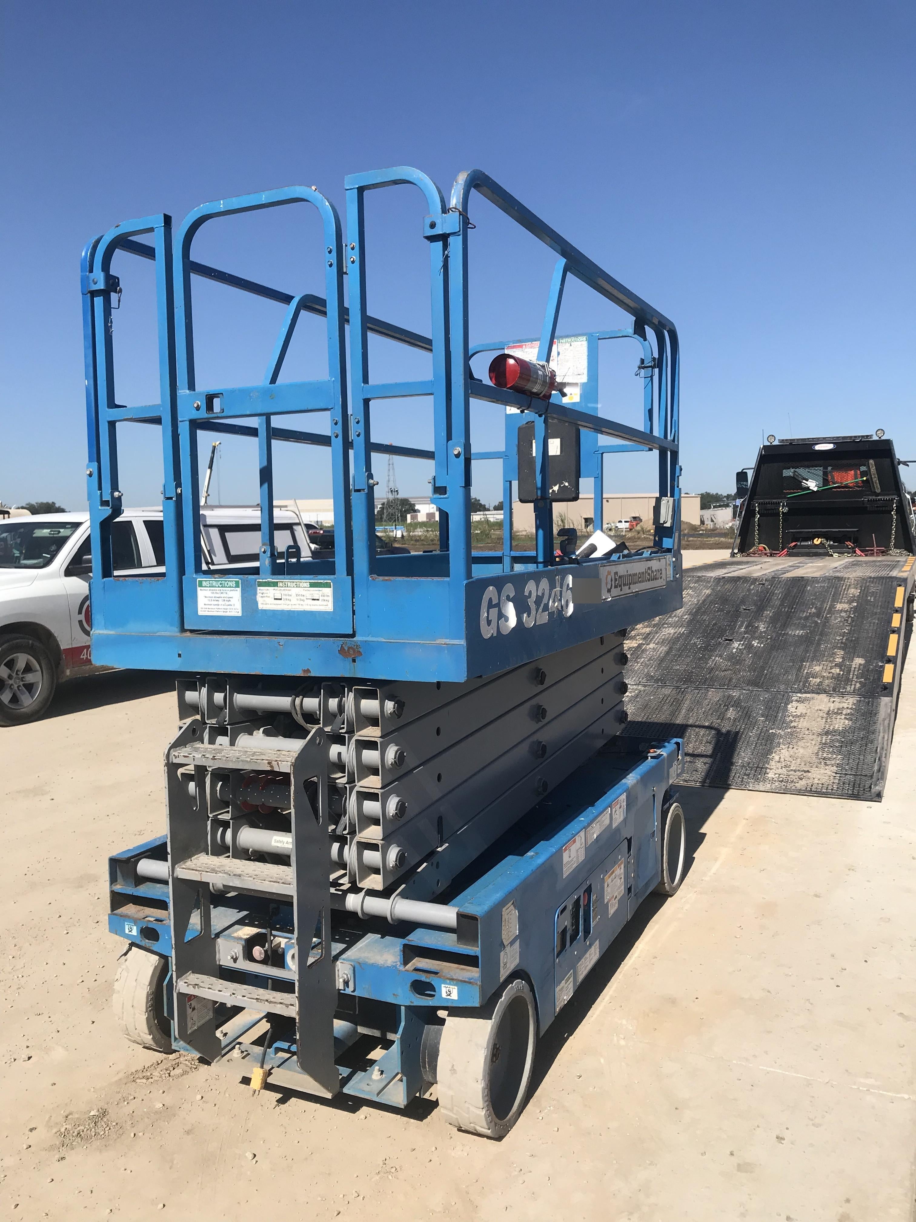 2018 Genie GS-3246 Genie GS-3246 Scissor Lift w/Standard Options