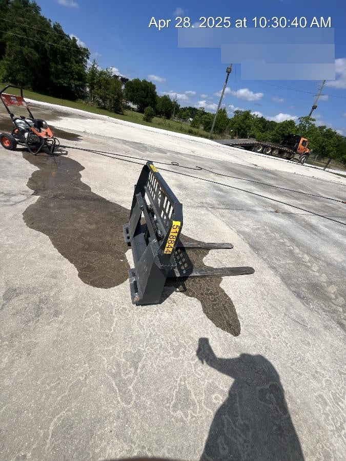 2025 SOLESBEE 48" Pallet Forks - Solesbee