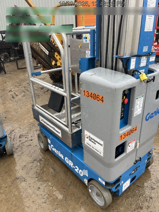 2021 GENIE GR-20