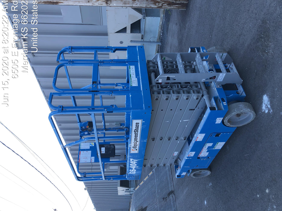 2019 Genie GS-4047 Folding rails with half height swing gate