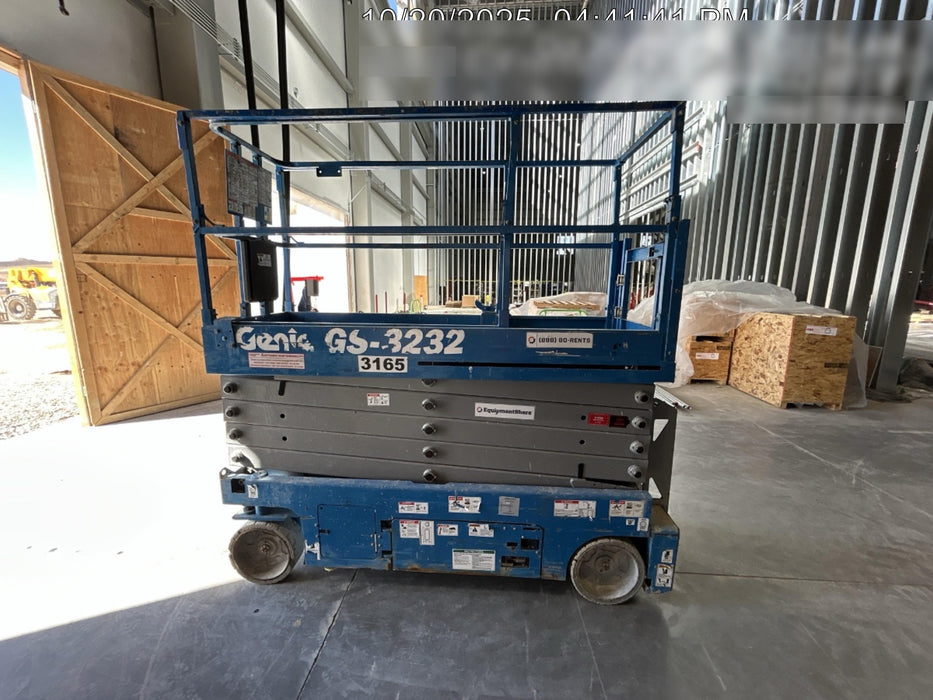 2017 Genie GS-3232 Standard
