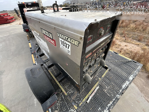 2019 Lincoln Electric Vantage 322 Welder Ready-Pak 3, Two wheel trailer, Fender and Light kit, Cable Rack