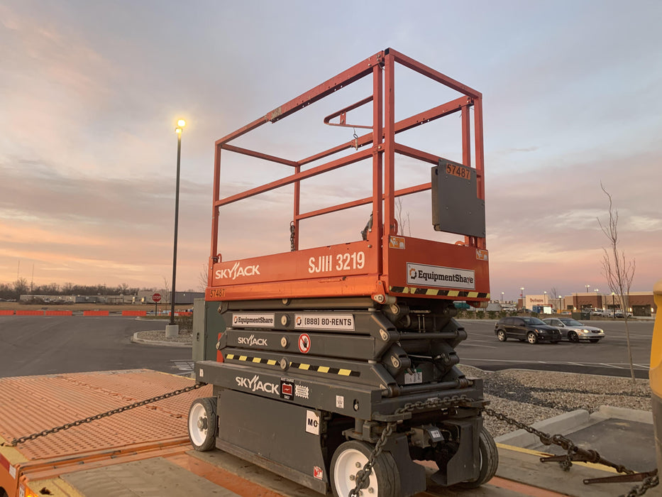2017 Skyjack SJIII-3219 Standard Rental Specs