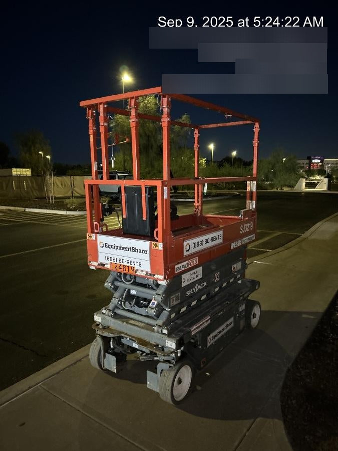 2021 SKYJACK SJ3219
