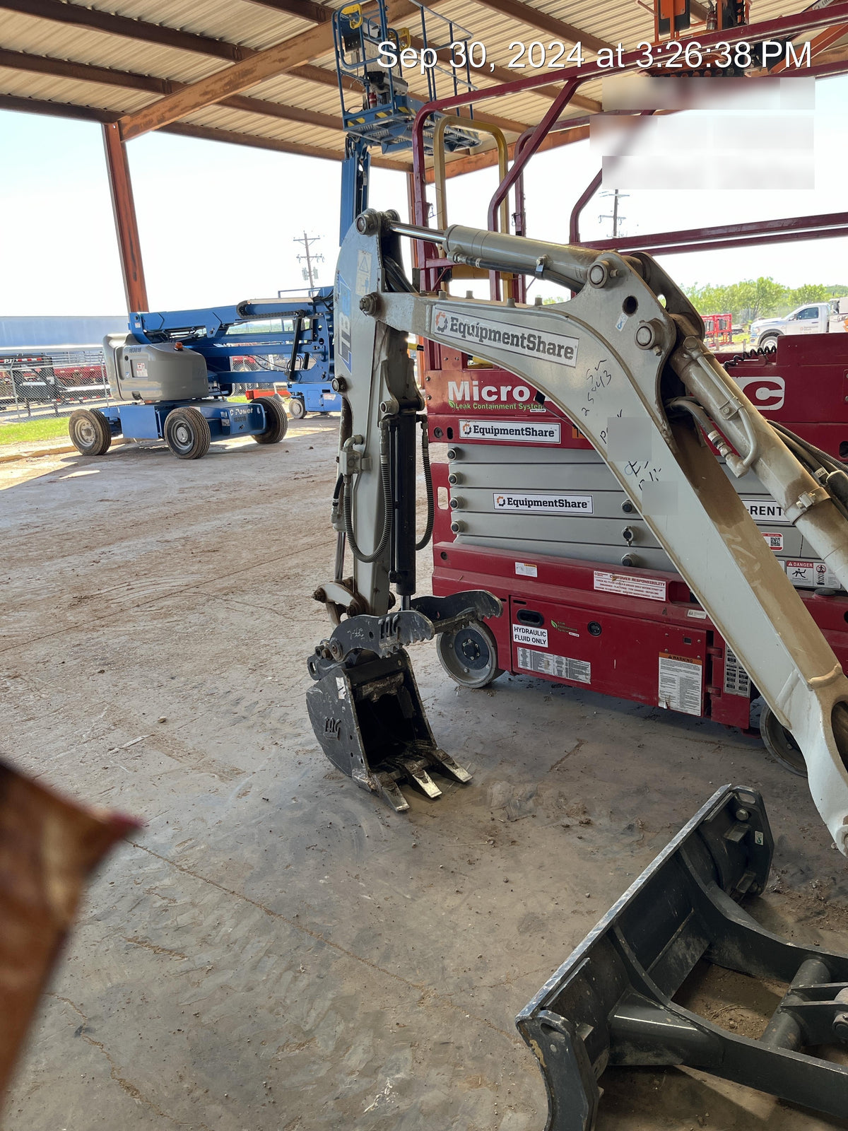 2022 TAKEUCHI TB20e