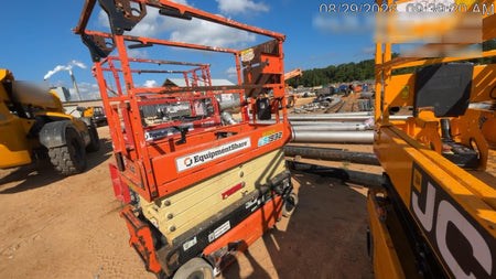 2021 JLG ES1932