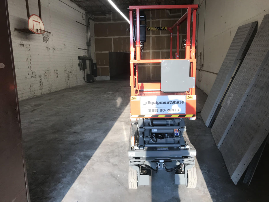 2020 Skyjack SJIII-3219 Solid NM Tires, Half height spring hinged entry gate, Dual Beacons, 800W Inverter