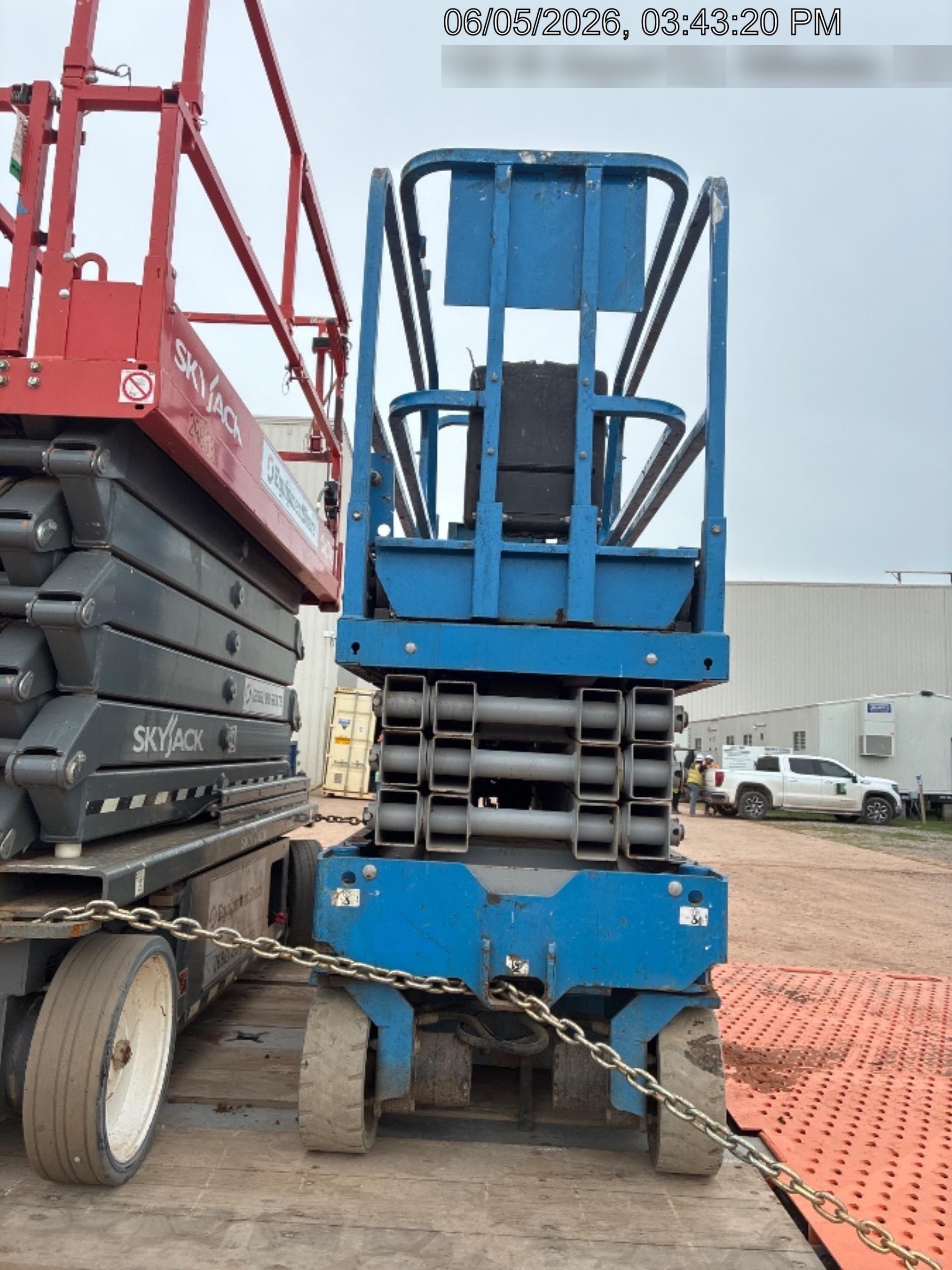 2020 Genie GS-1930 Solid Non Marking Tires, Beacon, Folding rails with half height swing gate