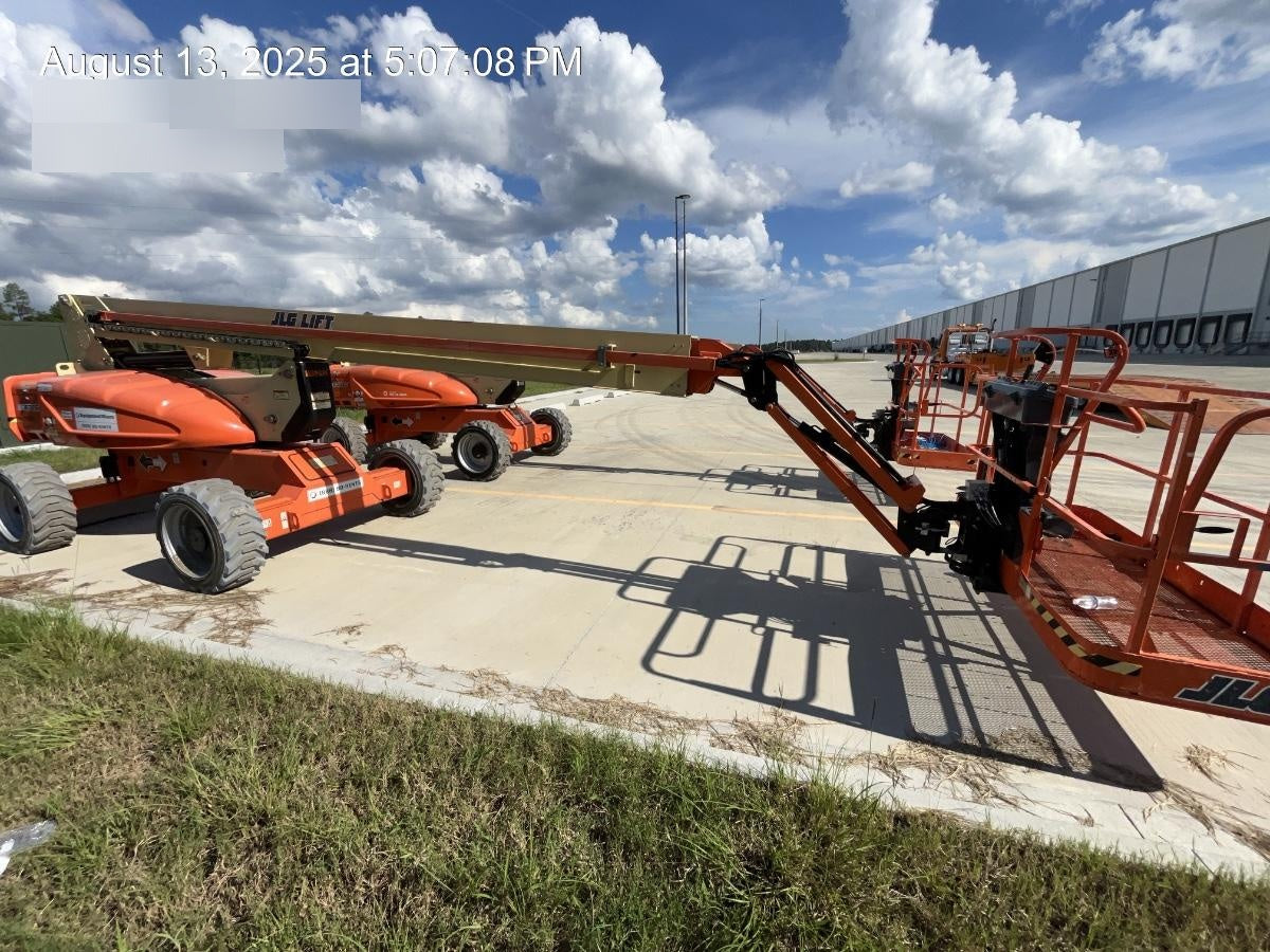 2021 JLG EC600SJ