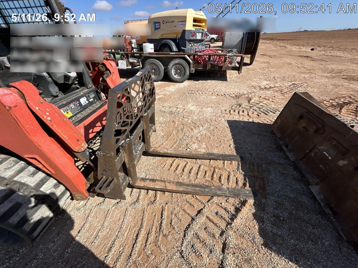 2021 PALADIN 48" Pallet Forks - Paladin