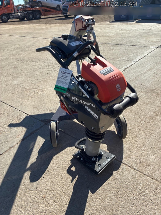 2025 HUSQVARNA LT5005