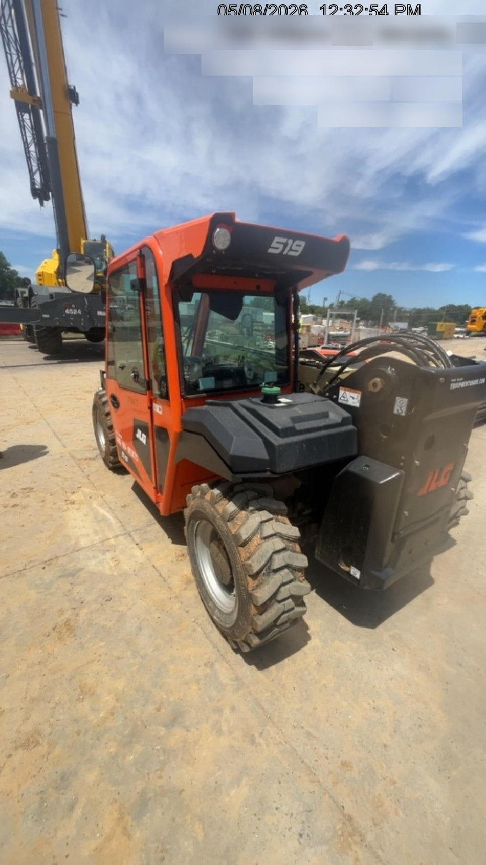 2025 JLG 519