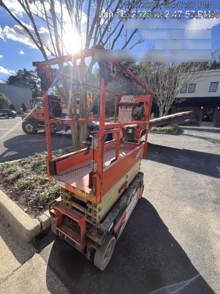 2021 JLG ES1932