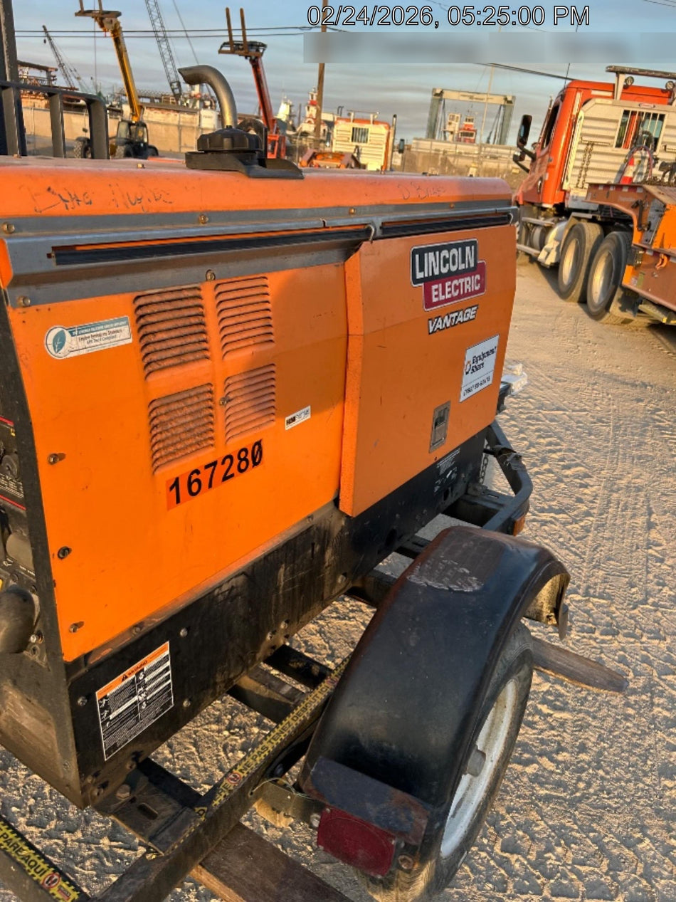 2021 Lincoln Electric Vantage 322 Vantage 322 Ready Pak 3 w/ Decals, ORANGE (includes trailer, cable rack, fender light kit) NO Telematics