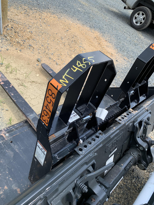 2021 TAKEUCHI 48" Pallet Forks - Takeuchi