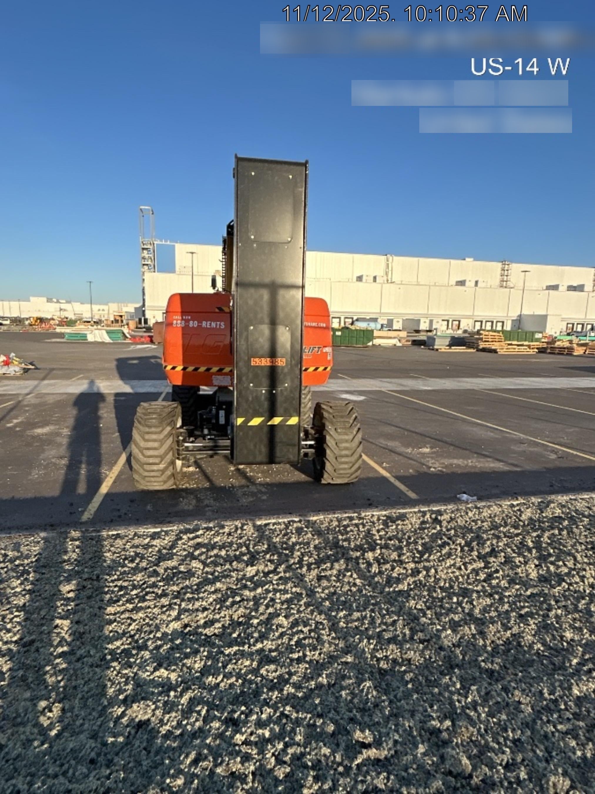 2025 JLG 800AJ
