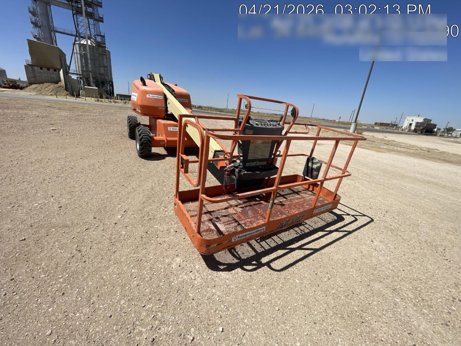 2021 JLG 400S