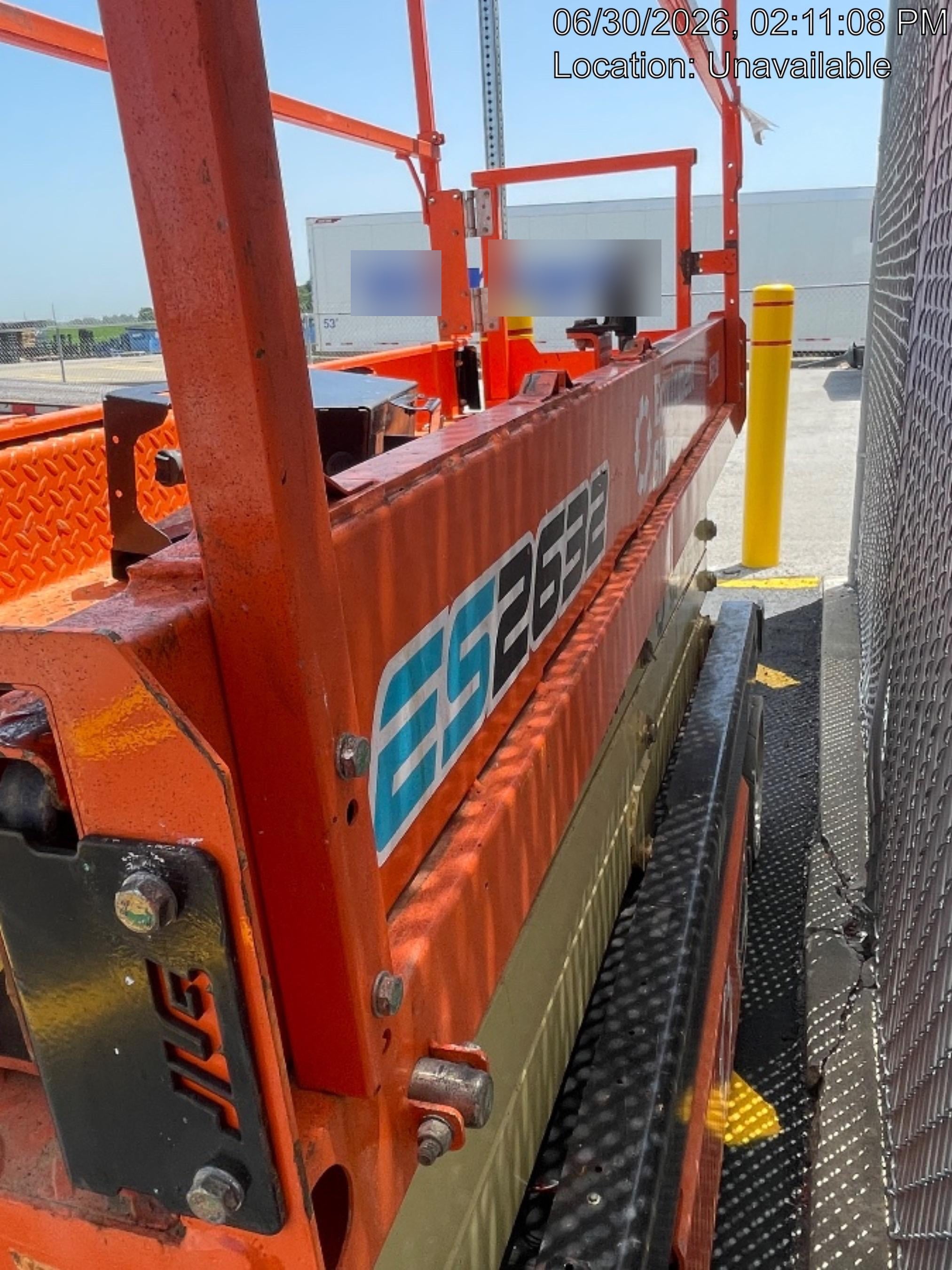 2022 JLG ES2632