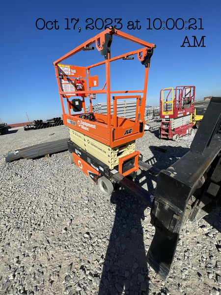 2022 JLG ES1932