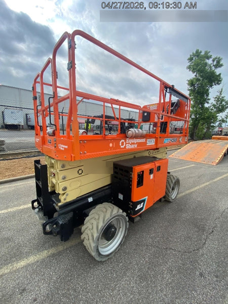 2023 JLG ERT4069
