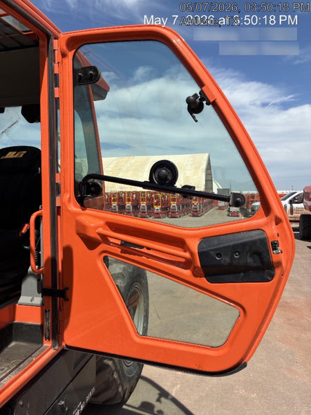 2025 JLG 1732