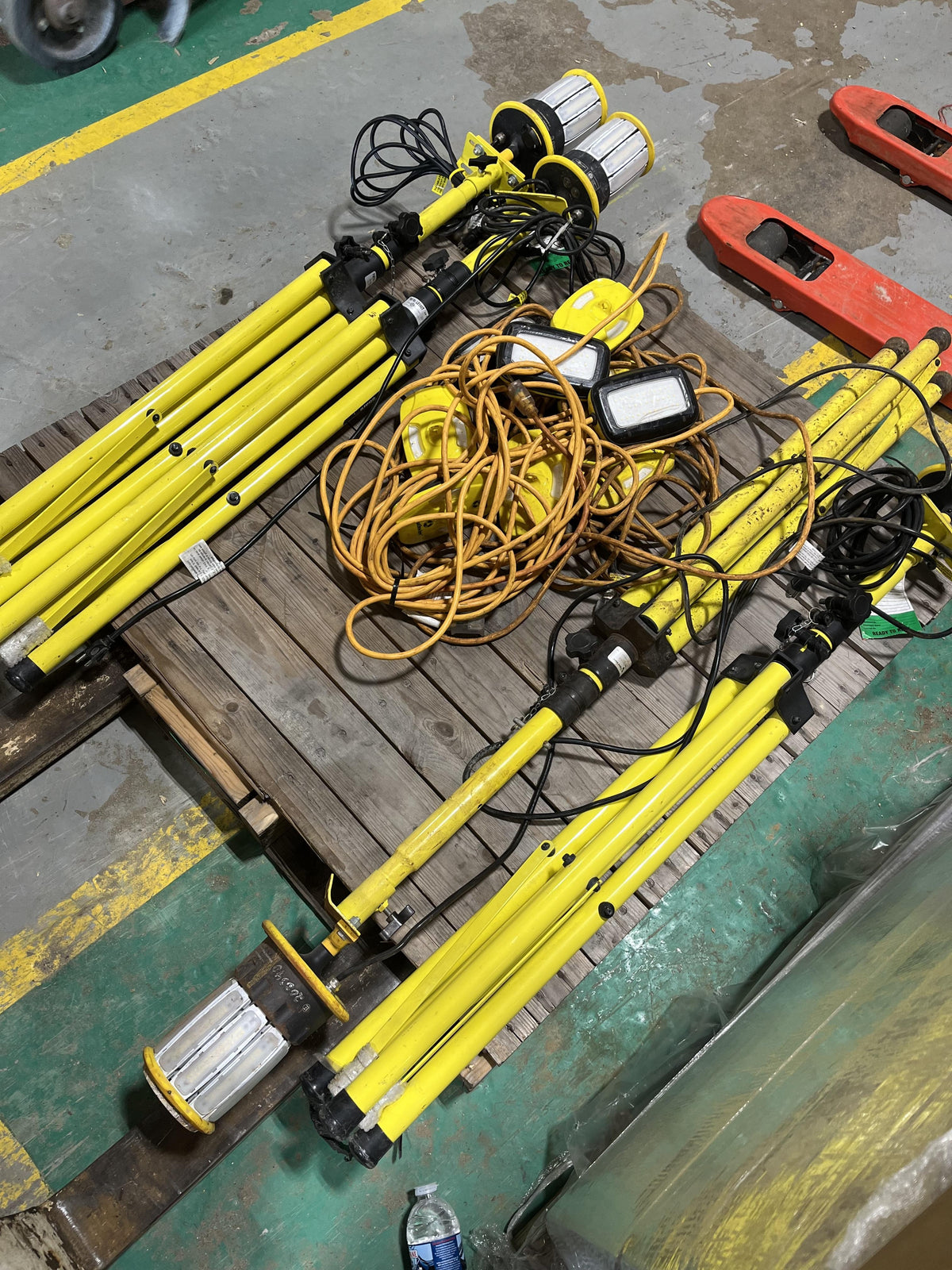 2022 LIND EQUIPMENT LE360LED-TR