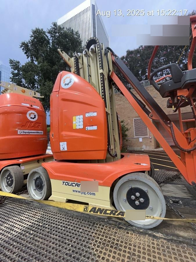 2022 JLG 26E