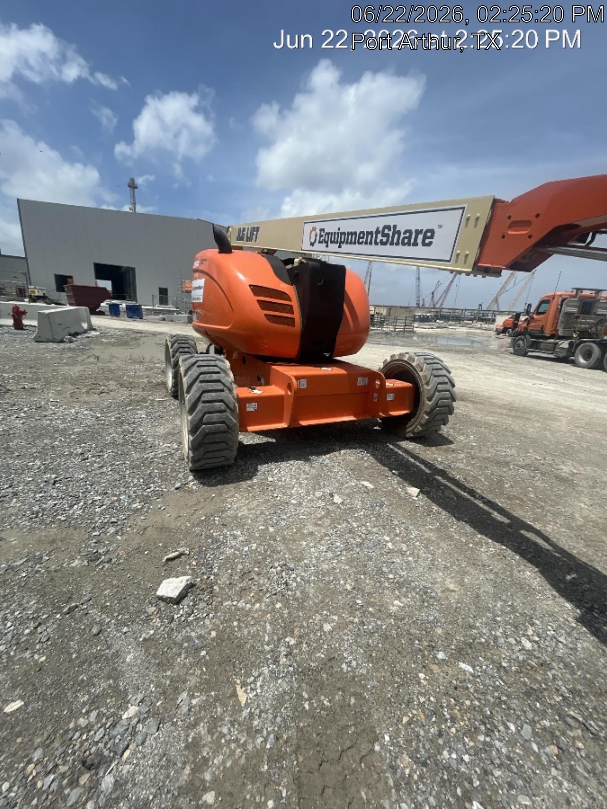 2019 JLG 600AJ