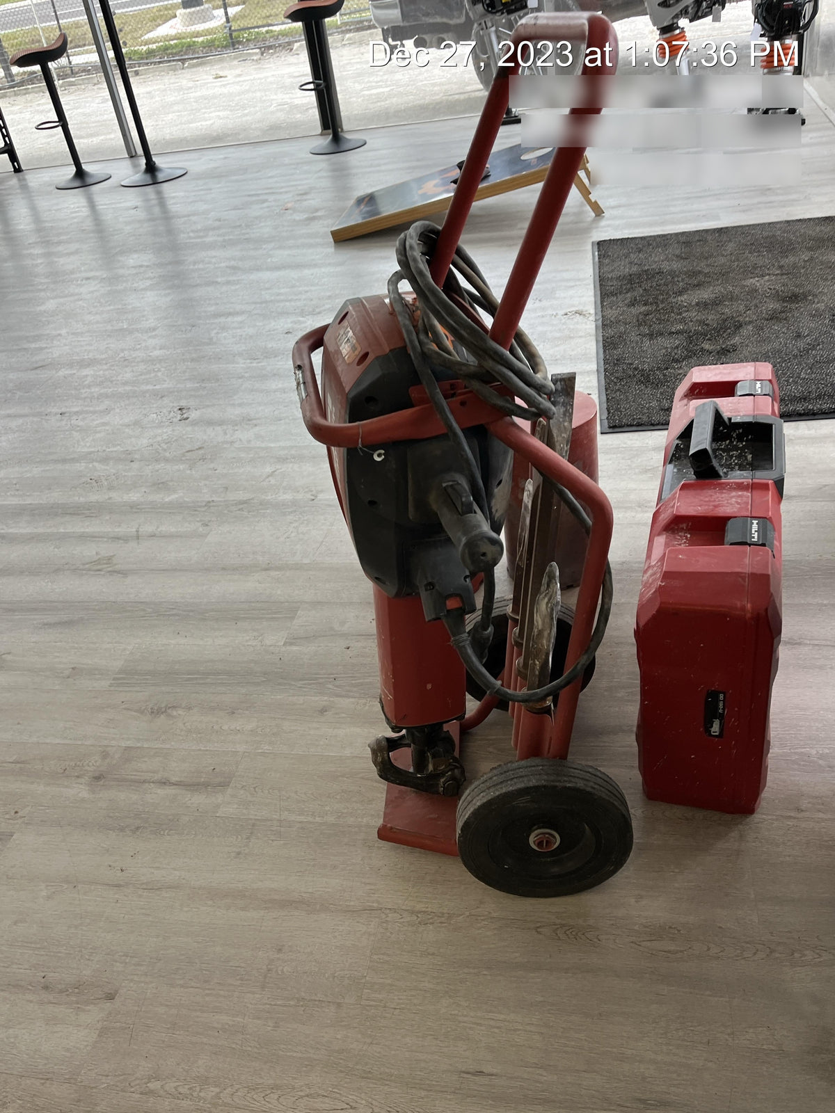 2020 HILTI TE 3000-AVR