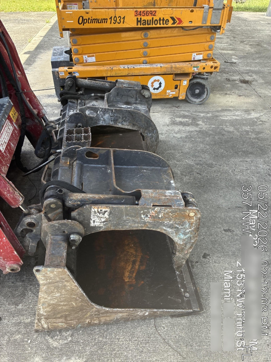 2020 PALADIN 72" Scrap Grapple Bucket - Paladin
