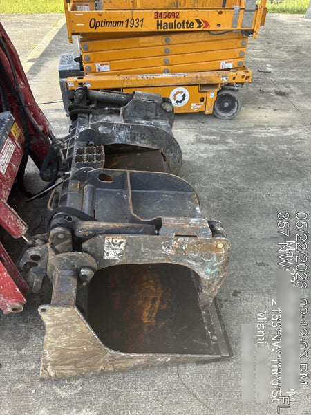 2020 PALADIN 72" Scrap Grapple Bucket - Paladin