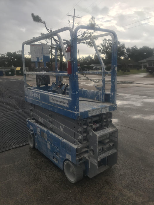 2019 Genie GS-1930 Fixed Rails with Chain Entry